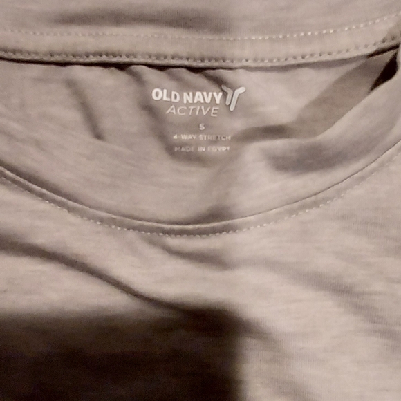 Old Navy Light Gray Short Sleeve Tee - Picture 2 of 2